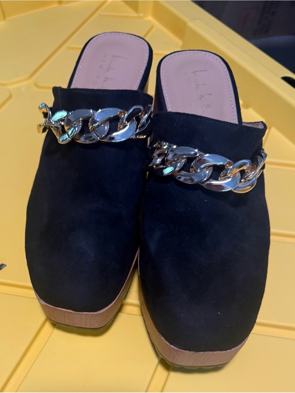 Nicole Miller Black Wedges Size 8